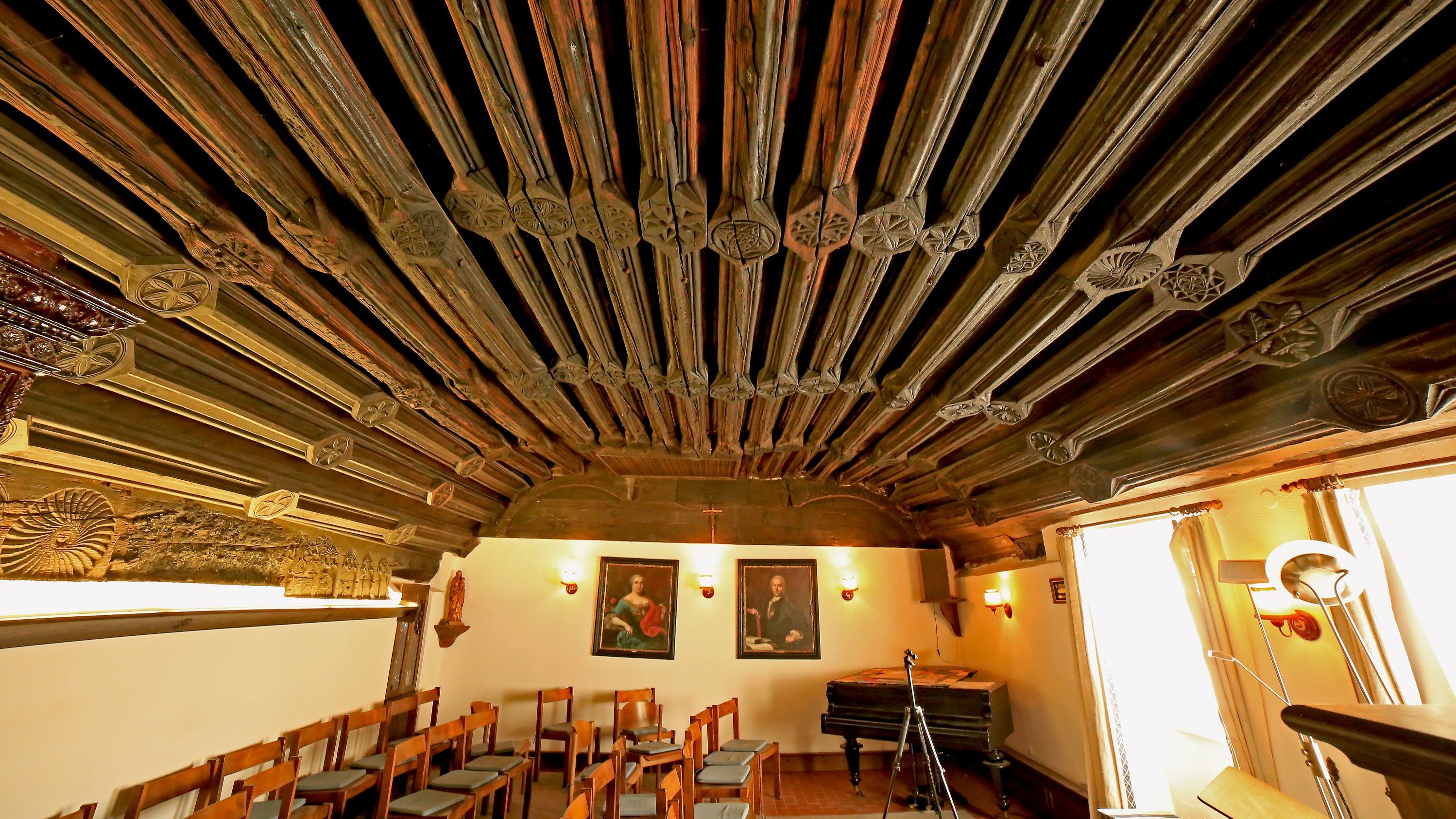 Gotische Balkendecke im Auhof Weitra