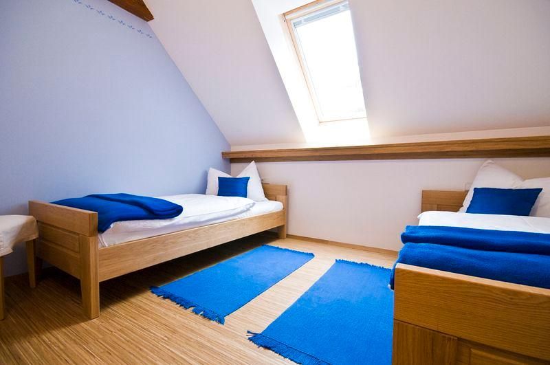 Rosenhof Farbzimmer blau